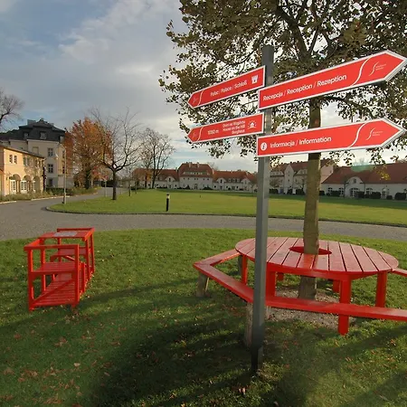 Spichlerz W Miedzynarodowym Centrum Konferencyjnym 酒店 Świdnica